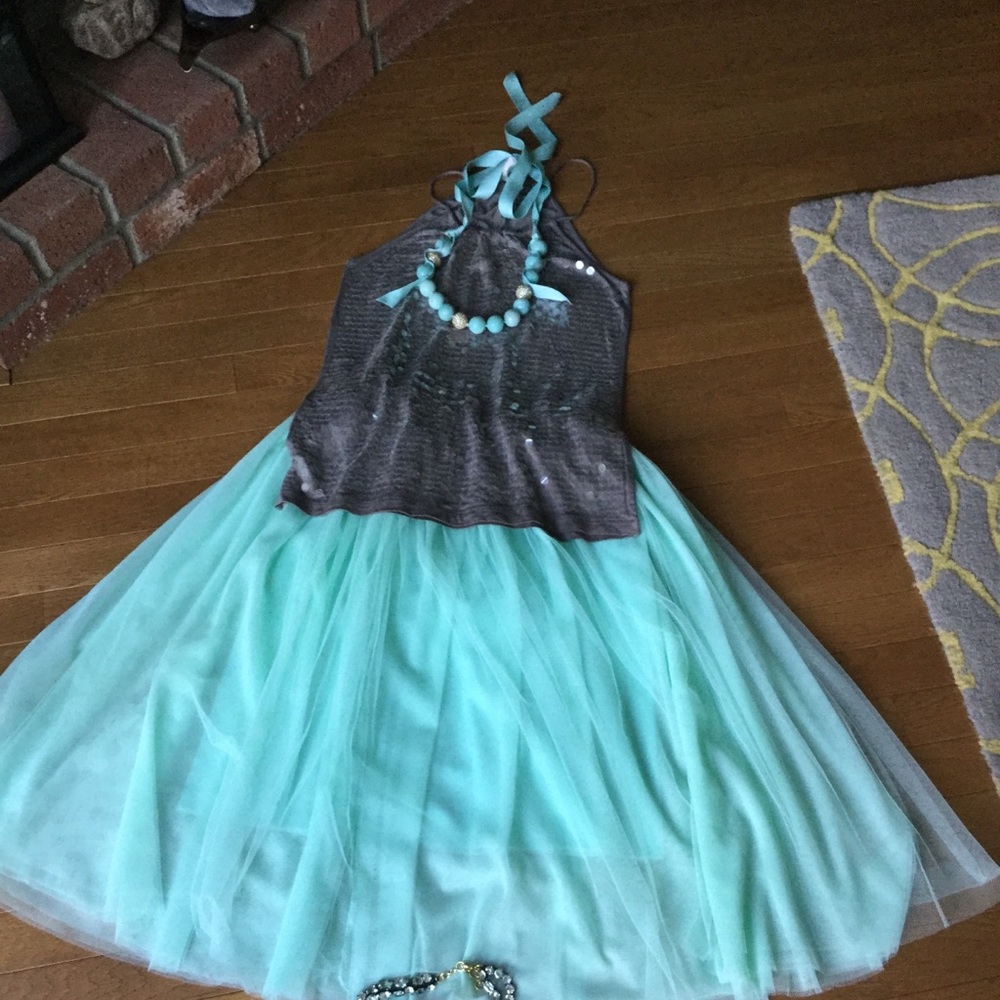 Mint Green Midi Tulle Skirt!